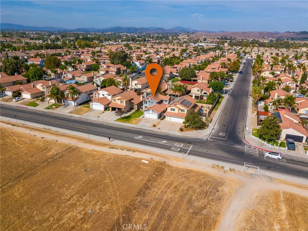 656 Wilson Ave Perris, CA 92571