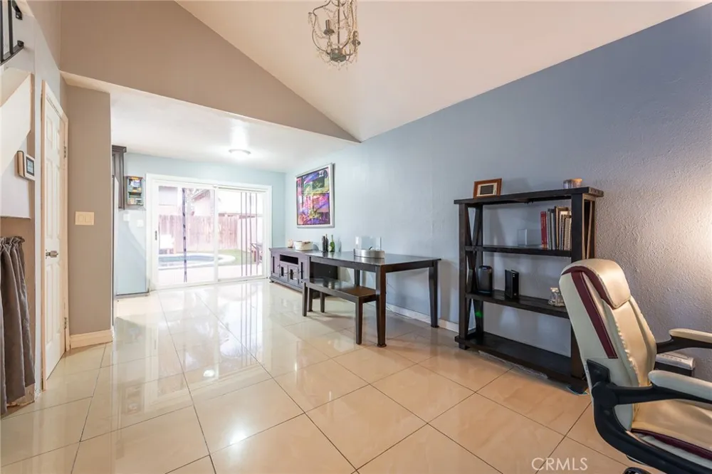 656 Wilson Ave Perris, CA 92571