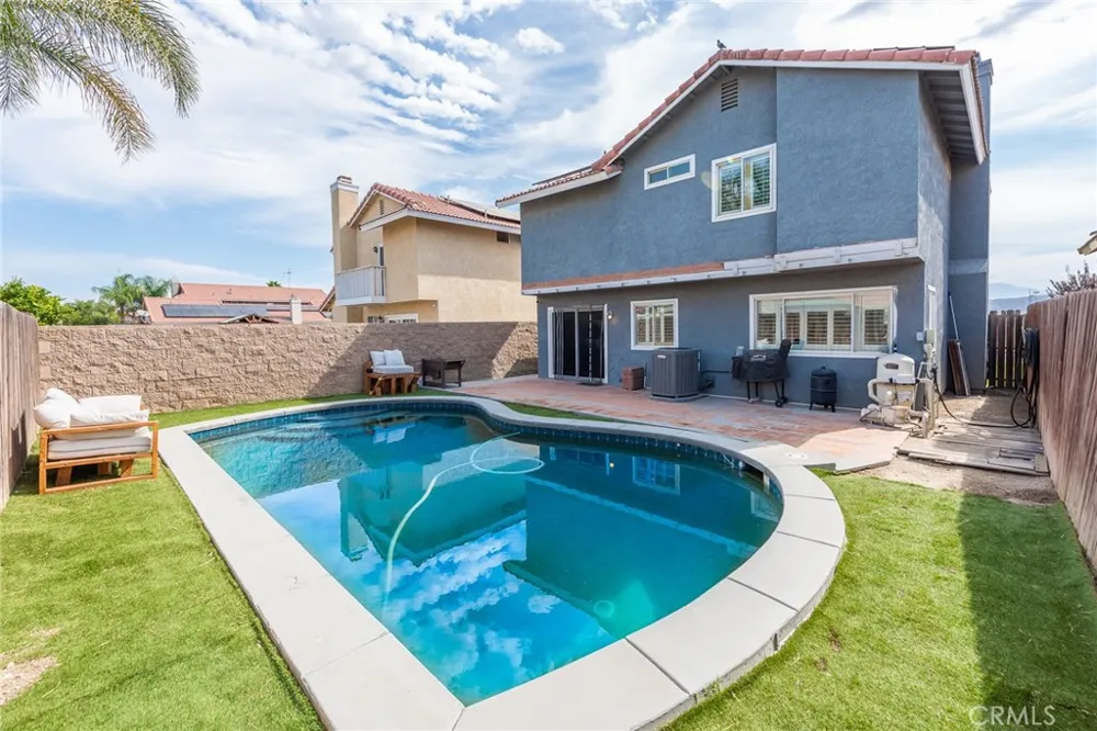 656 Wilson Ave Perris, CA 92571