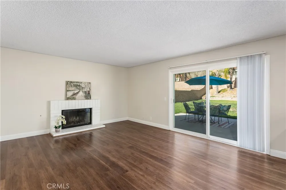 3061 Prado Lane Colton, CA 92324