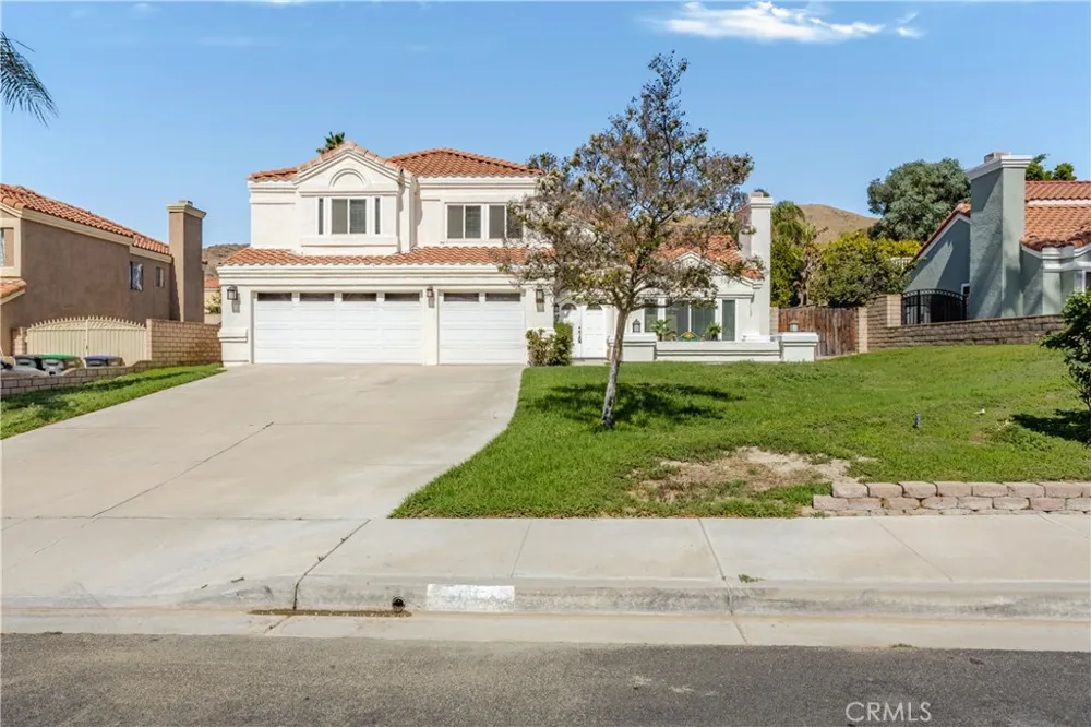 3061 Prado Lane Colton, CA 92324