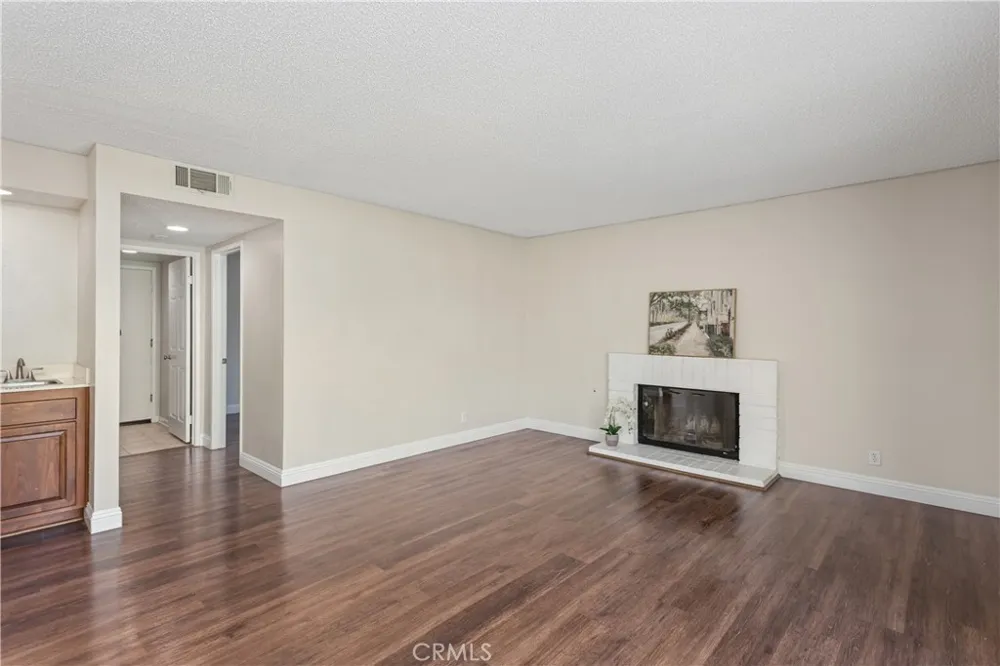 3061 Prado Lane Colton, CA 92324