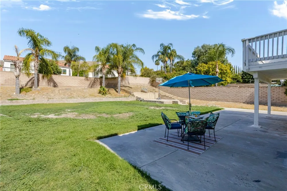 3061 Prado Lane Colton, CA 92324
