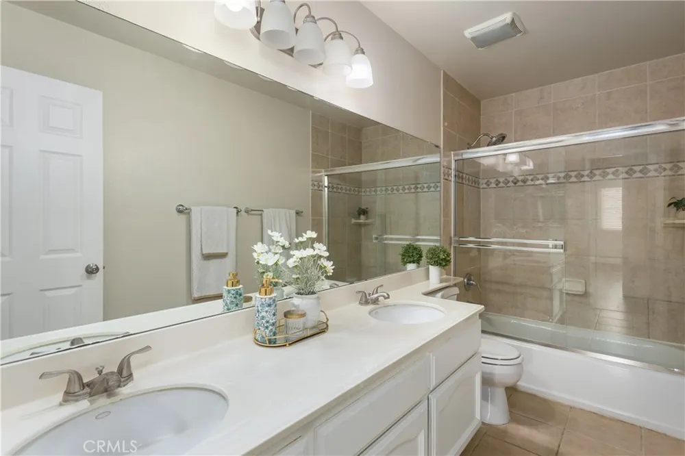 3061 Prado Lane Colton, CA 92324
