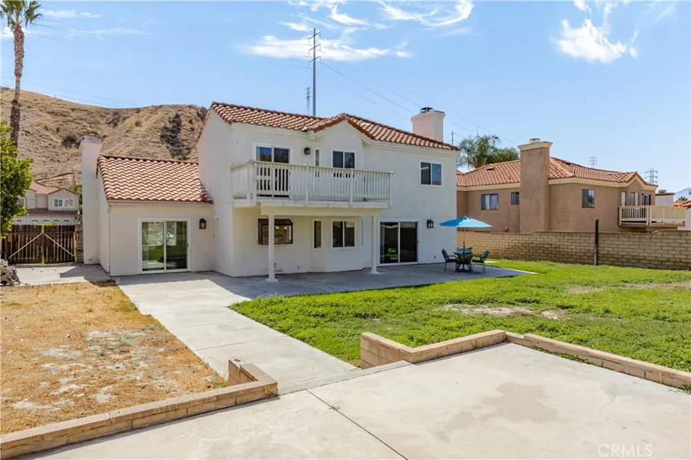 3061 Prado Lane Colton, CA 92324