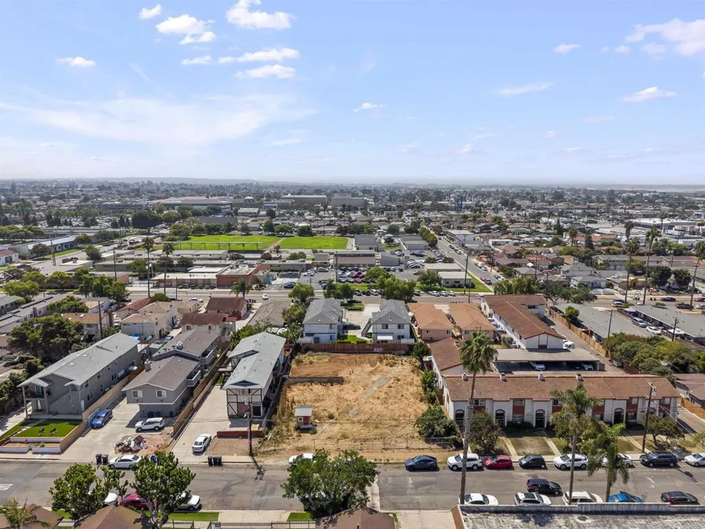 536 Park Way Chula Vista, CA 91910