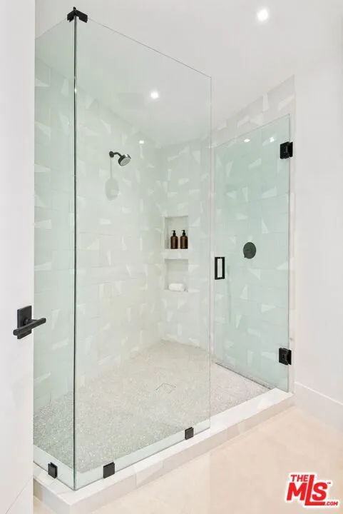 1030 Centinela Avenue Santa Monica, CA 90403