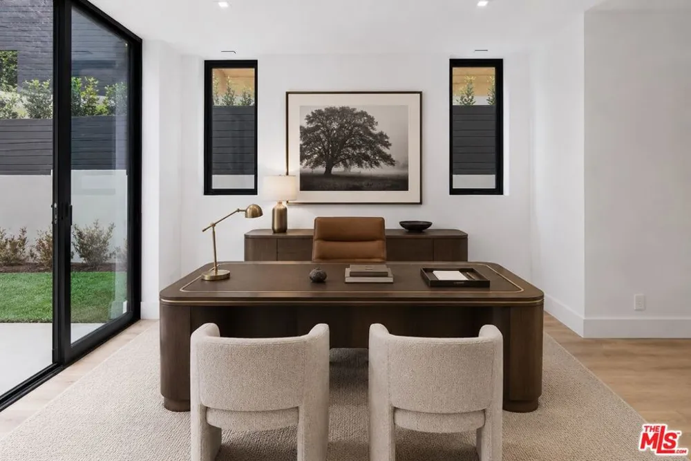 1030 Centinela Avenue Santa Monica, CA 90403