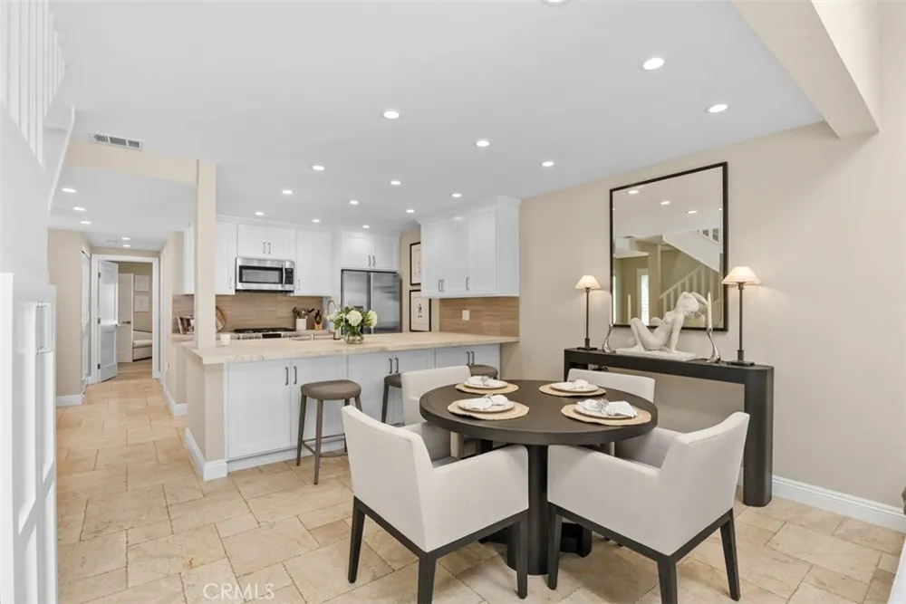 610 21st Street Huntington Beach, CA 92648