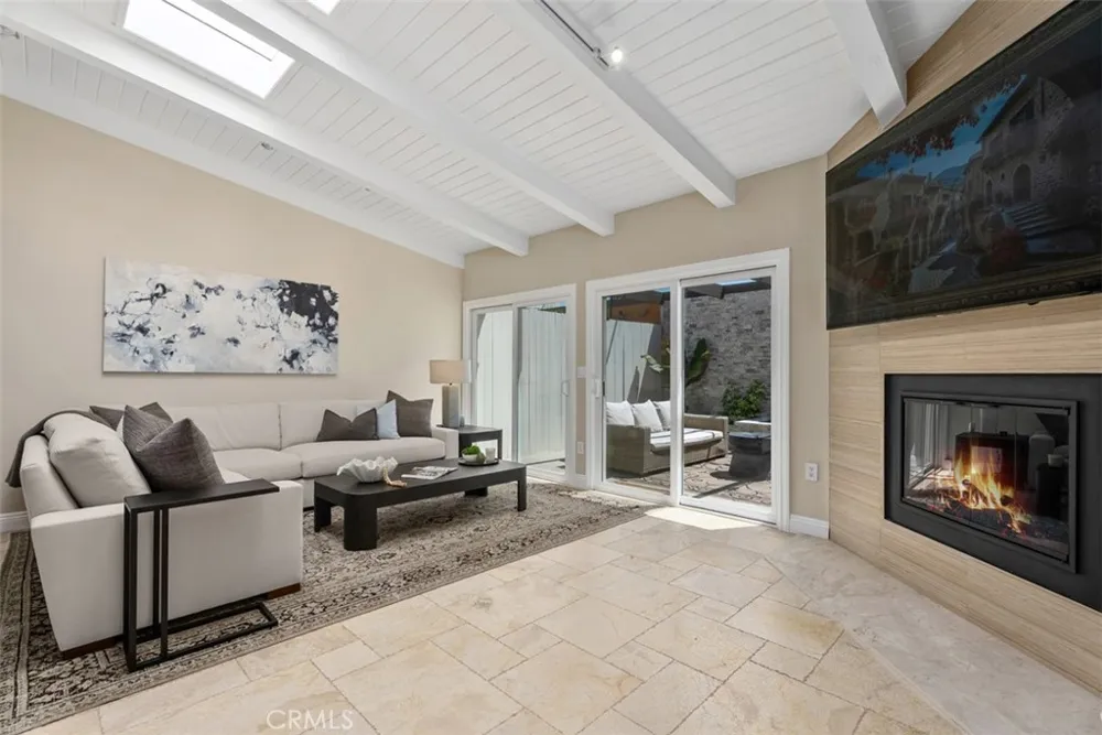 610 21st Street Huntington Beach, CA 92648