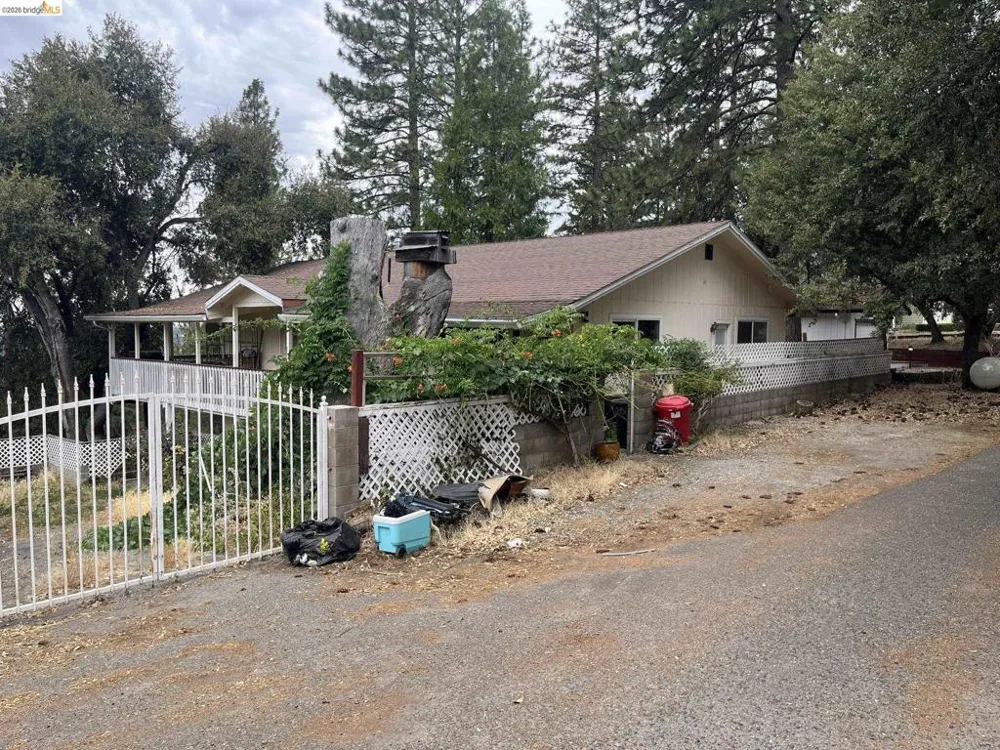 20456 Misty Ln Tuolumne, CA 95379