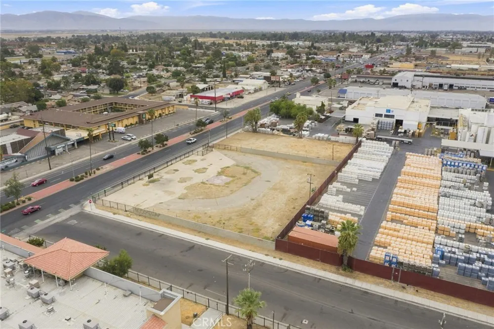 241 Union Bakersfield, CA 93307