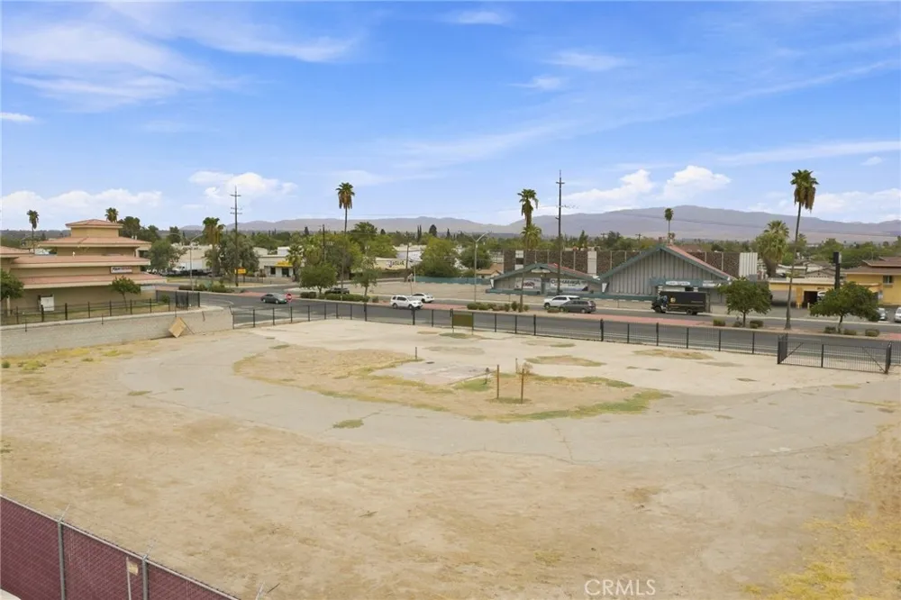 241 Union Bakersfield, CA 93307
