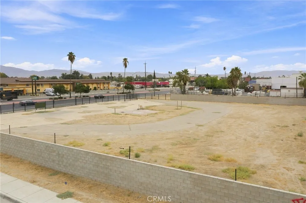 241 Union Bakersfield, CA 93307