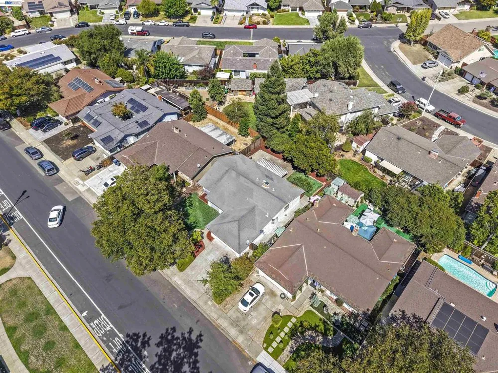 1730 El Padro Dr Livermore, CA 94550