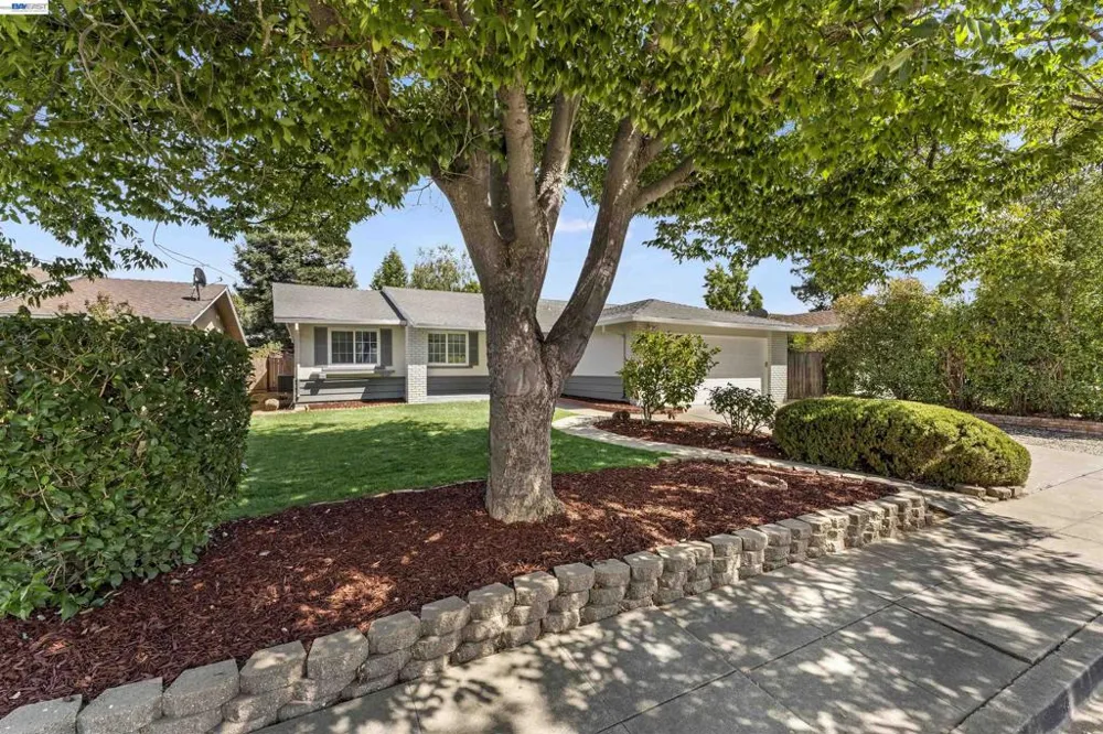 1730 El Padro Dr Livermore, CA 94550