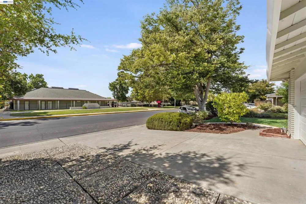 1730 El Padro Dr Livermore, CA 94550
