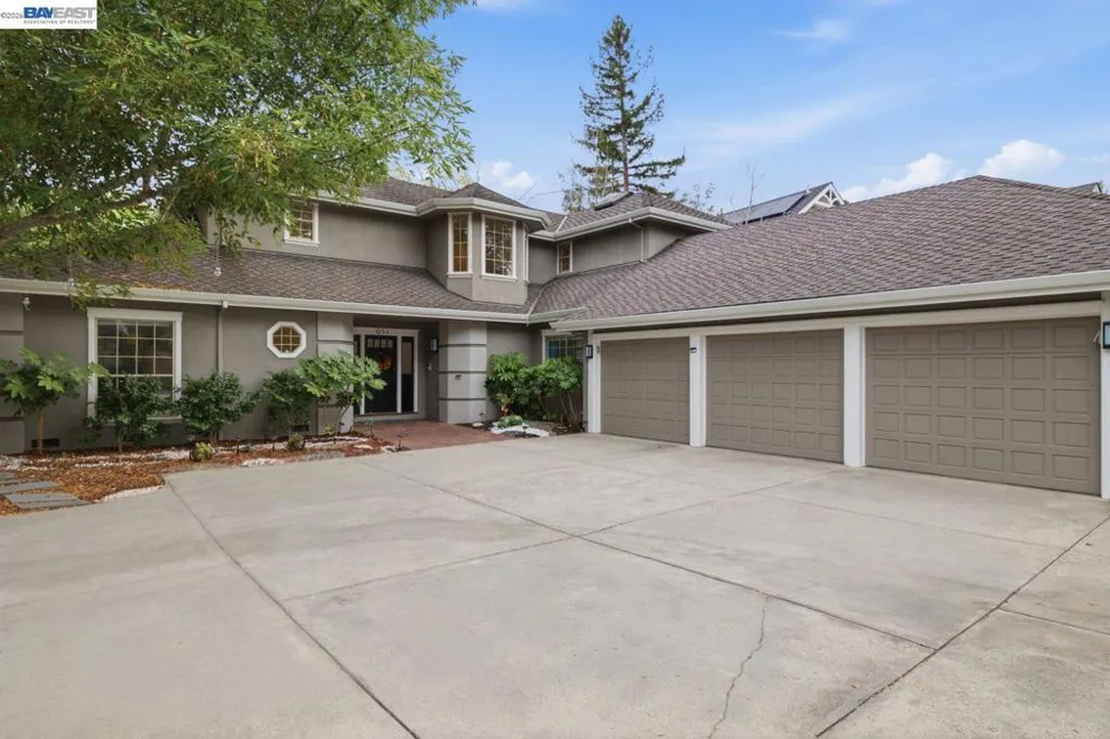 934 Wilmington Way Redwood City, CA 94062