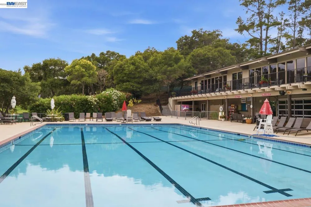 934 Wilmington Way Redwood City, CA 94062