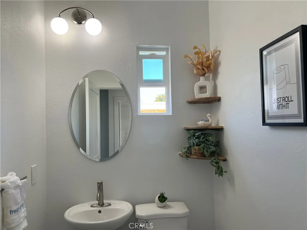 4494 Wyngate Circle Irvine, CA 92604