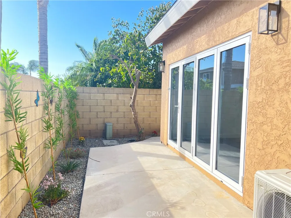 4494 Wyngate Circle Irvine, CA 92604