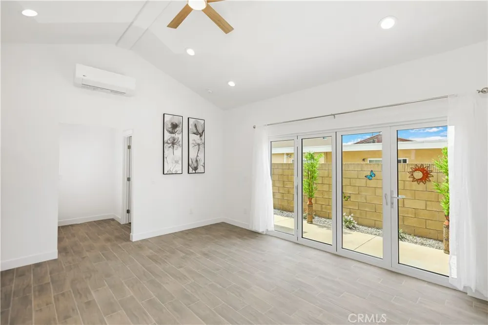 4494 Wyngate Circle Irvine, CA 92604