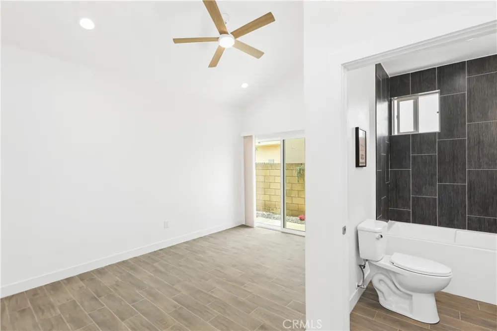 4494 Wyngate Circle Irvine, CA 92604
