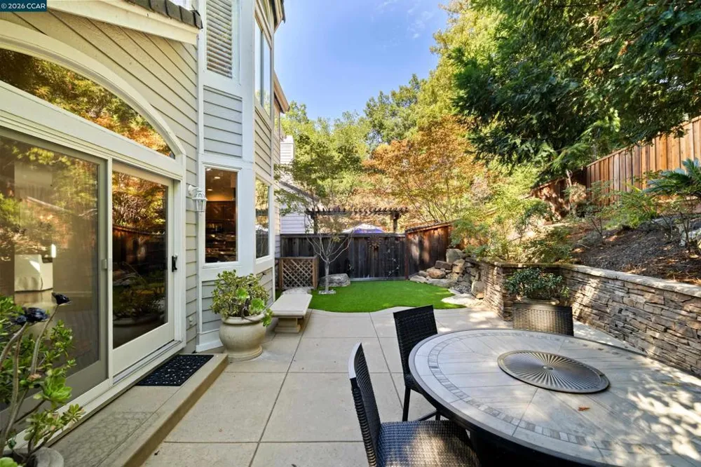 38 Jalalon Place Clayton, CA 94517