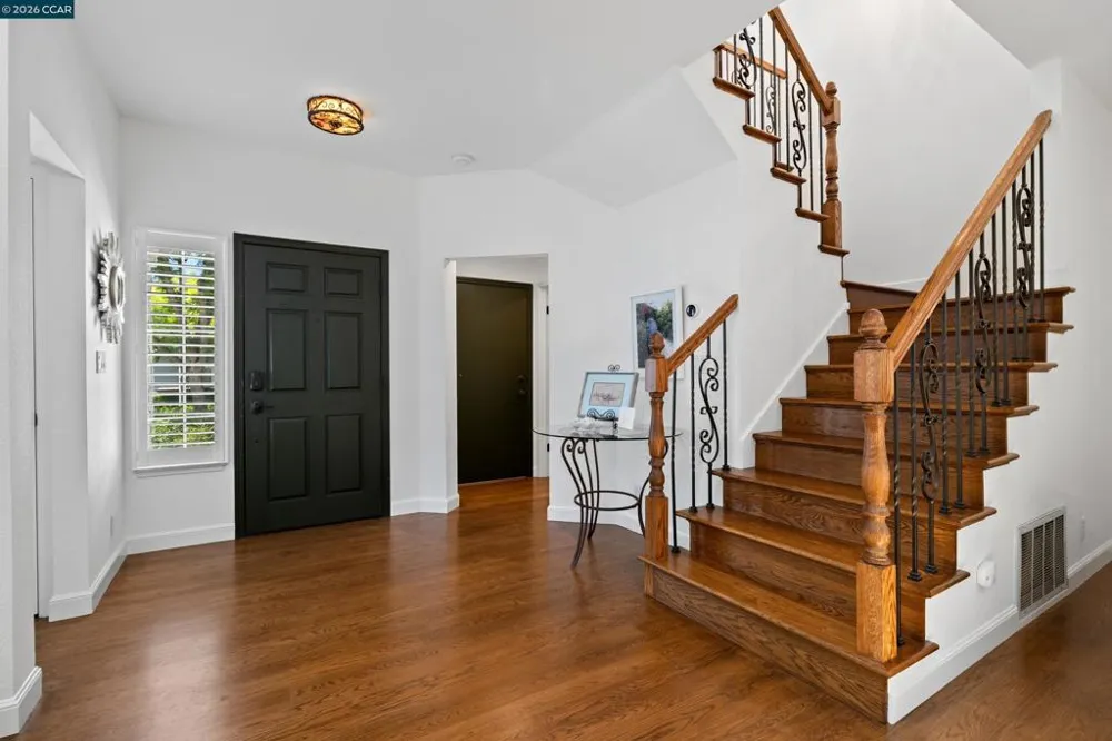 38 Jalalon Place Clayton, CA 94517