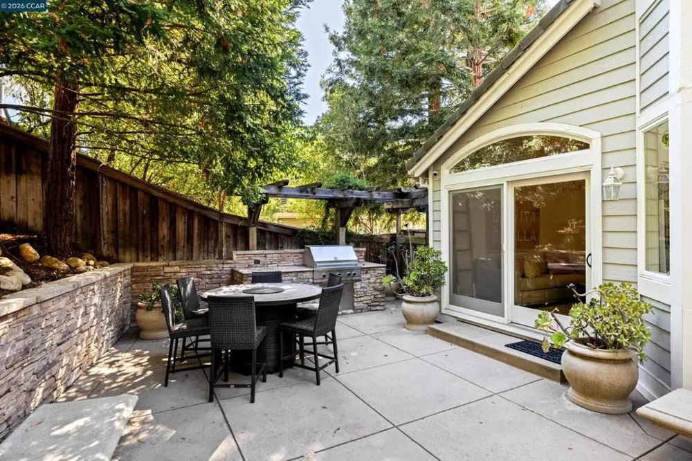 38 Jalalon Place Clayton, CA 94517