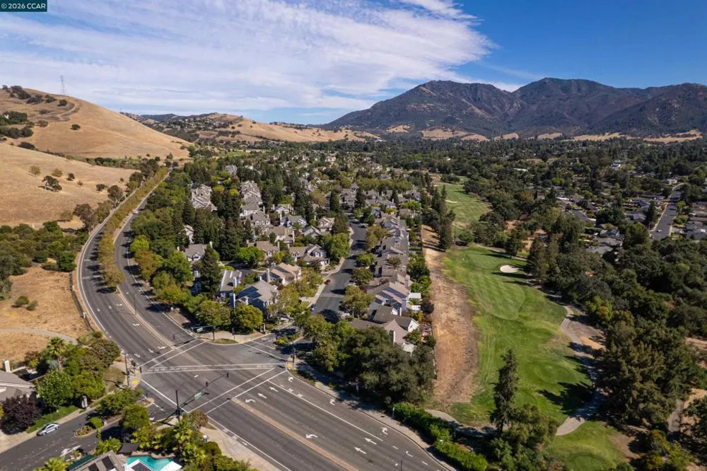 38 Jalalon Place Clayton, CA 94517