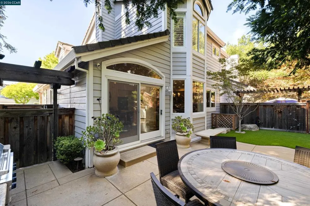 38 Jalalon Place Clayton, CA 94517