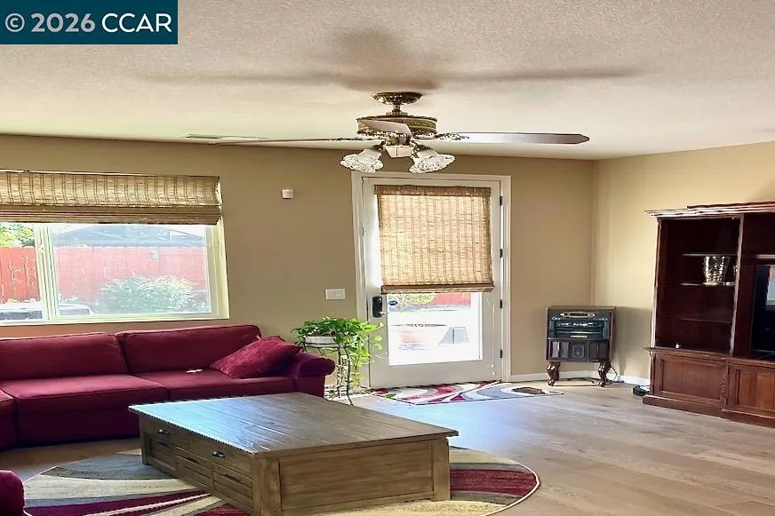 4634 Anna Ave Keyes, CA 95328