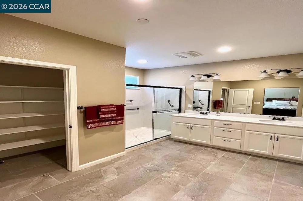 4634 Anna Ave Keyes, CA 95328