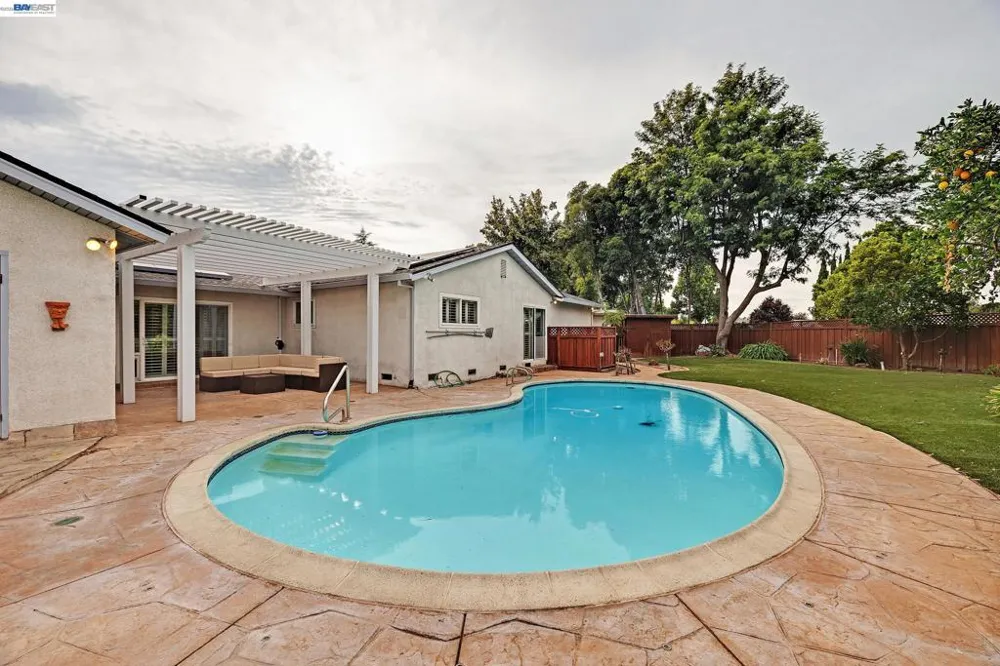 34232 Atteridge Pl Fremont, CA 94555