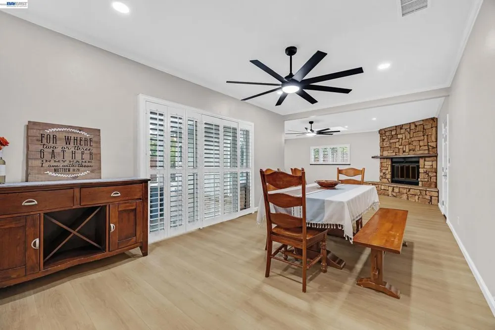 34232 Atteridge Pl Fremont, CA 94555