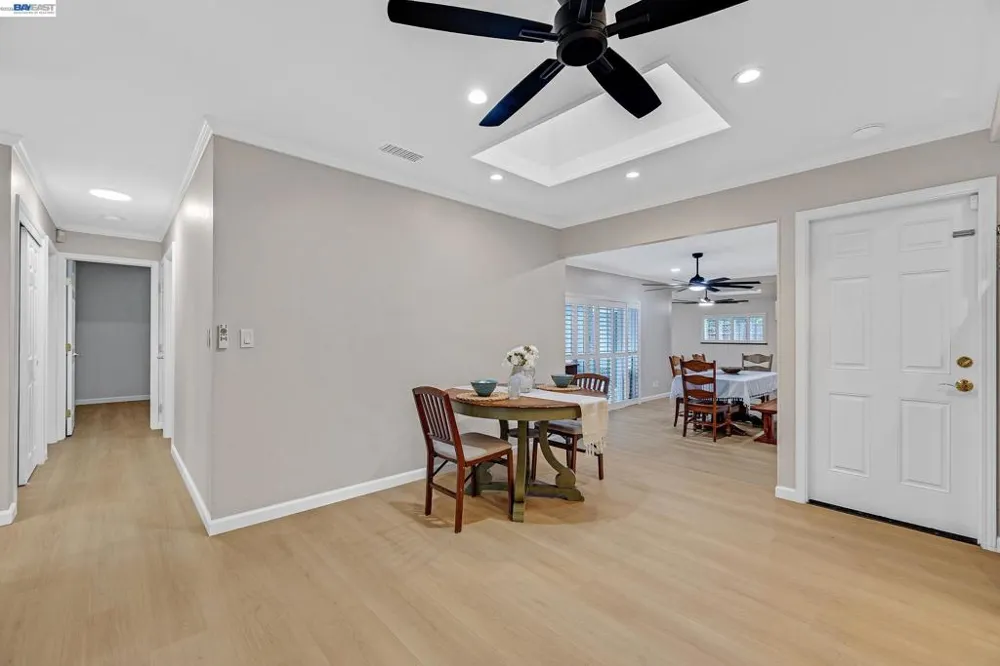 34232 Atteridge Pl Fremont, CA 94555