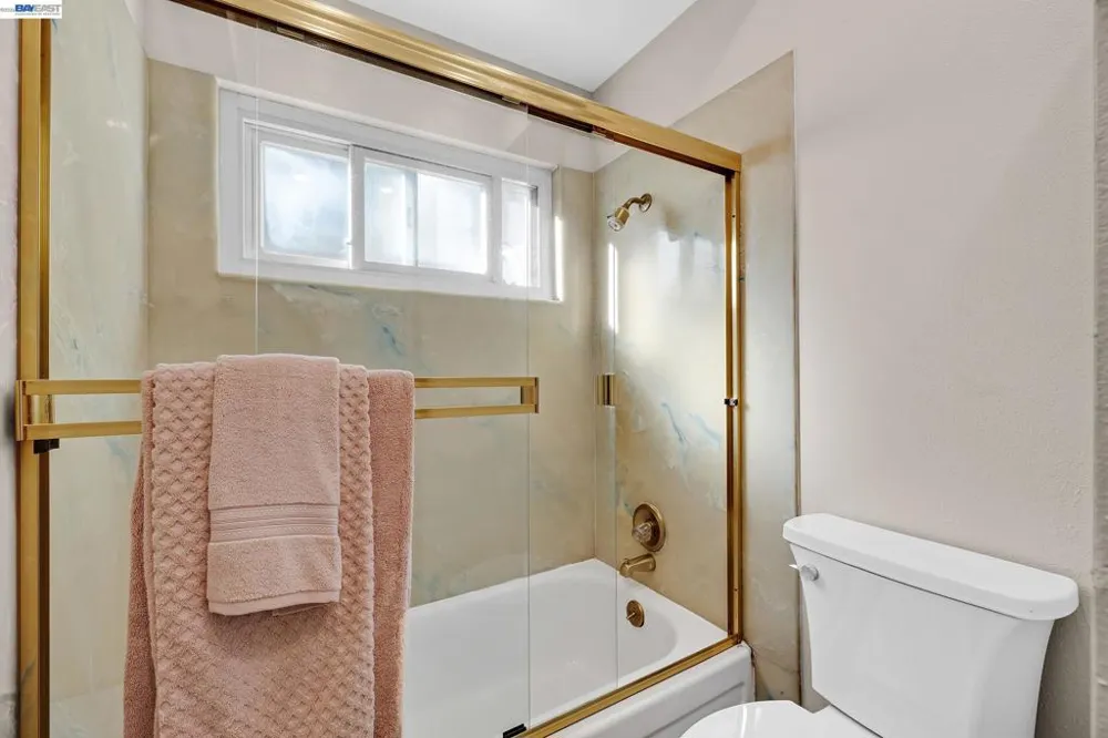 34232 Atteridge Pl Fremont, CA 94555