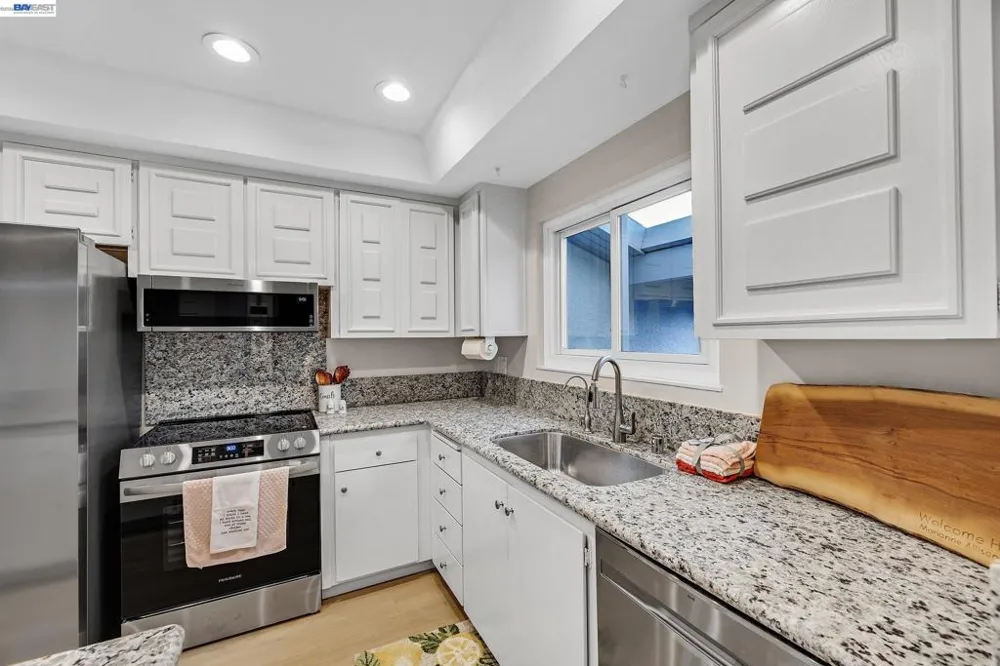 34232 Atteridge Pl Fremont, CA 94555