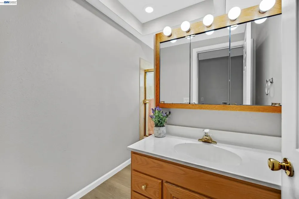 34232 Atteridge Pl Fremont, CA 94555
