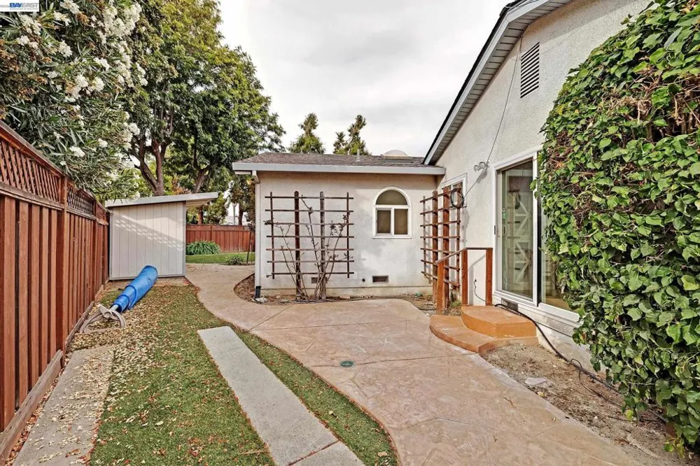 34232 Atteridge Pl Fremont, CA 94555
