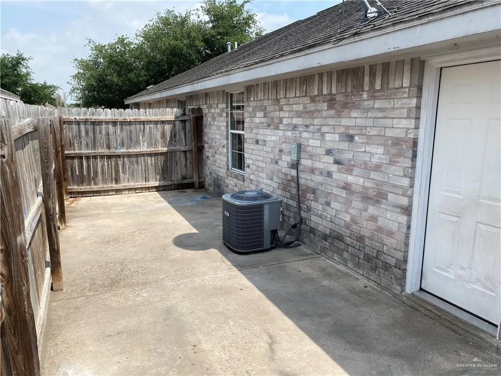 1403 Tampa Street Edinburg, TX 78541