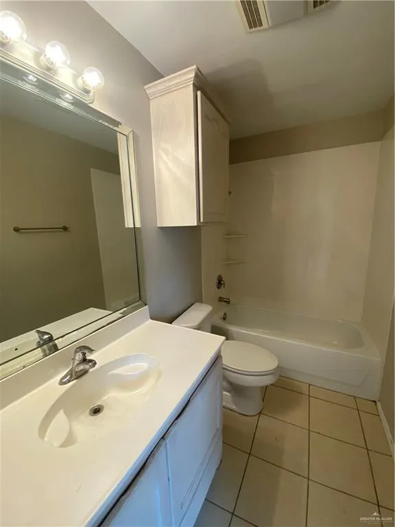 1403 Tampa Street Edinburg, TX 78541