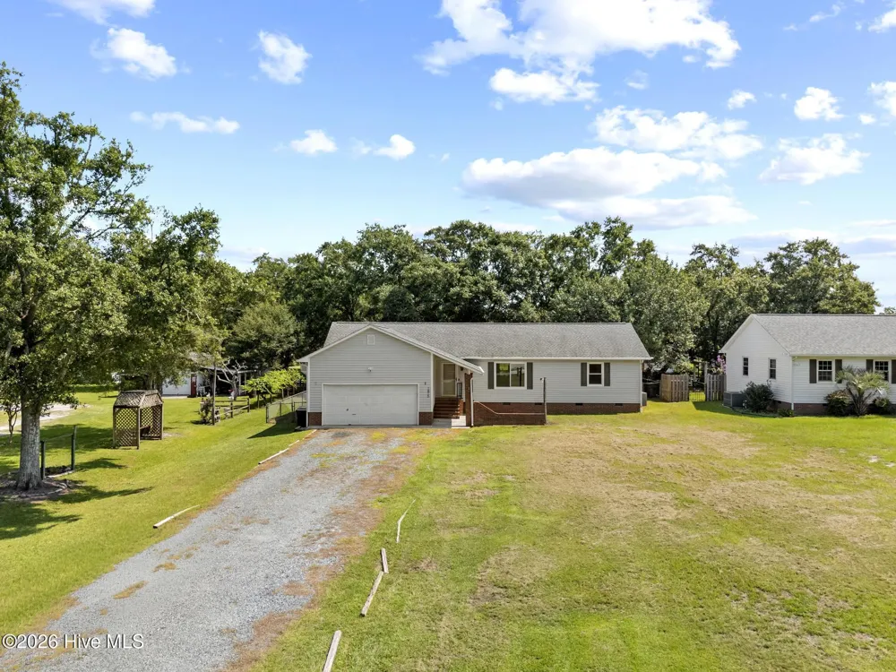 1815 Watts Landing Road Hampstead, NC 28443