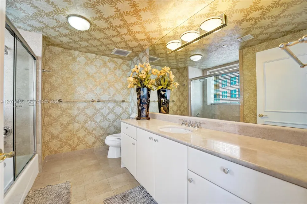 2100 Ocean Blvd #18B Fort Lauderdale, FL 33305