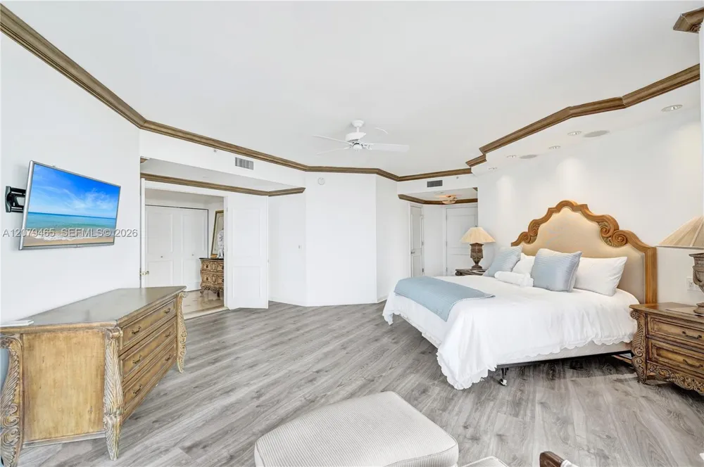 2100 Ocean Blvd #18B Fort Lauderdale, FL 33305