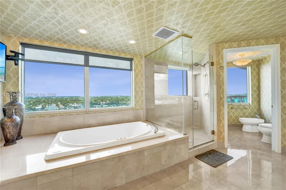2100 Ocean Blvd #18B Fort Lauderdale, FL 33305