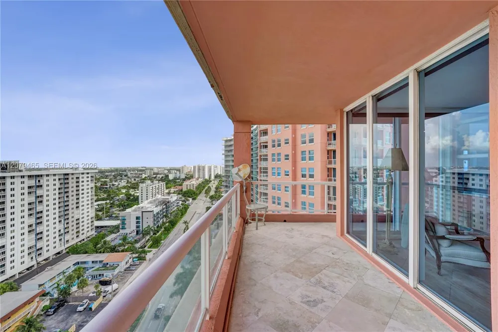 2100 Ocean Blvd #18B Fort Lauderdale, FL 33305