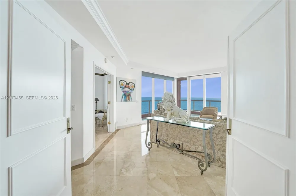 2100 Ocean Blvd #18B Fort Lauderdale, FL 33305