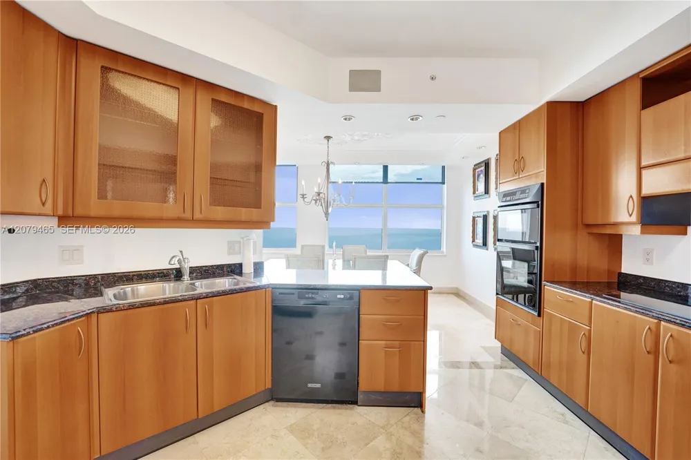 2100 Ocean Blvd #18B Fort Lauderdale, FL 33305